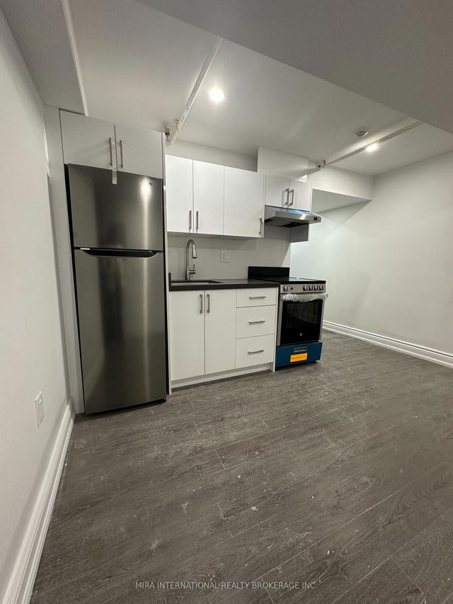 L4 - 180 Sherbourne Street