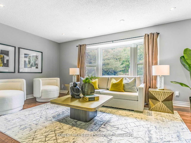 243 Hollyberry Trail