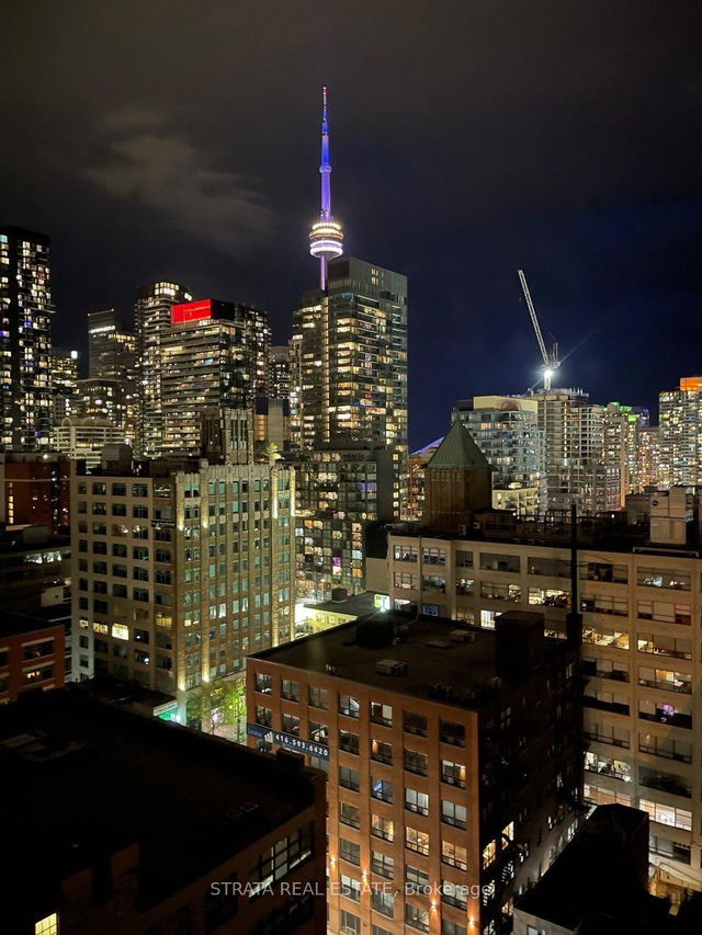 1606 - 435 Richmond Street W