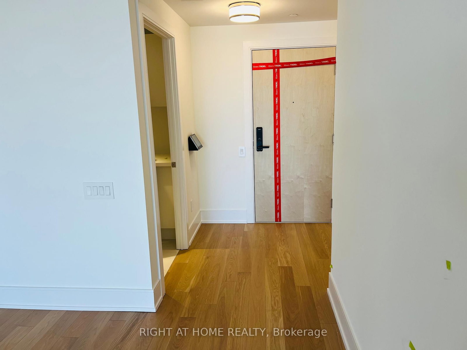 155 Merchants' Wharf, Unit 510 - Photo 13