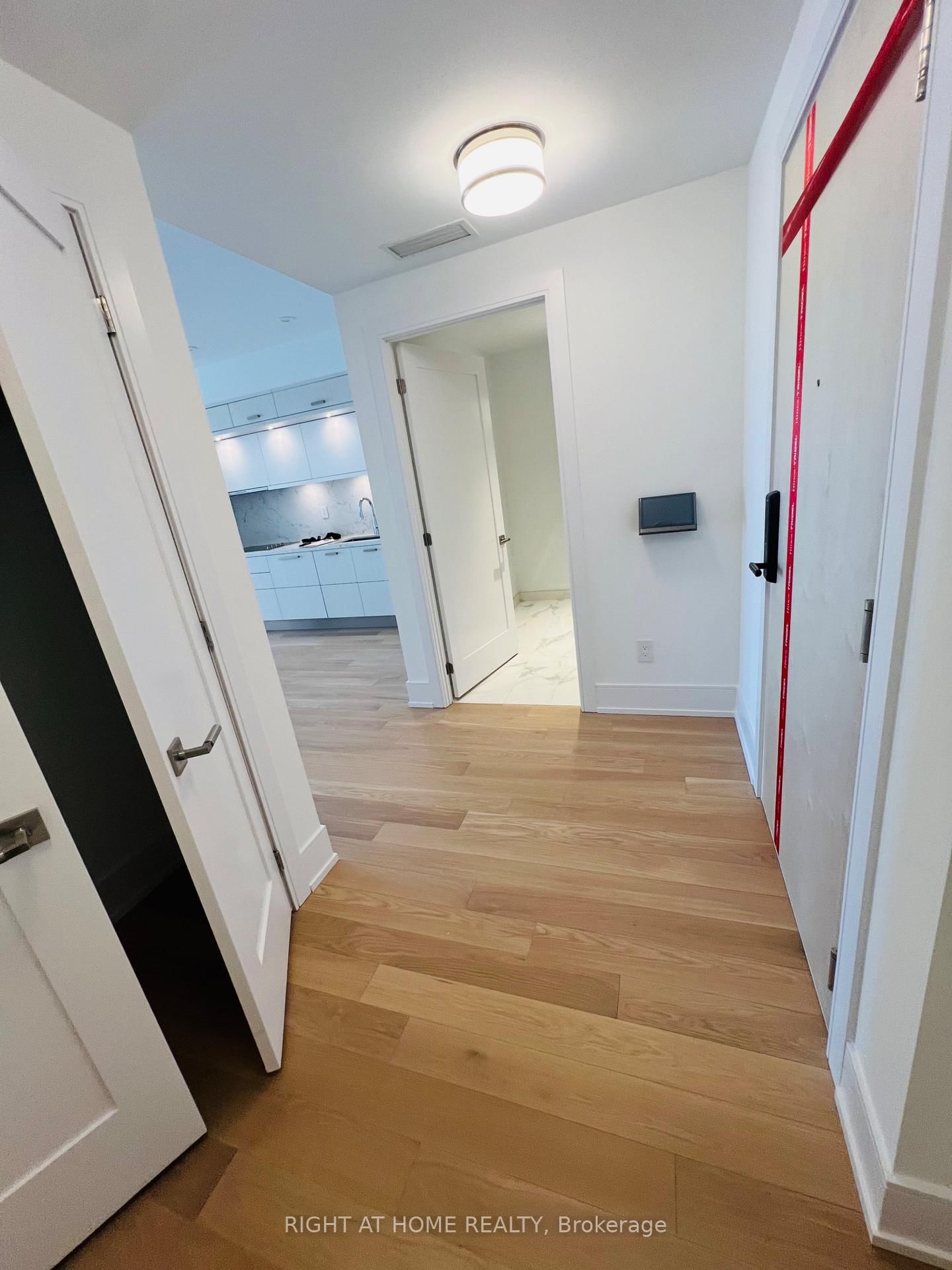 155 Merchants' Wharf, Unit 510 - Photo 14