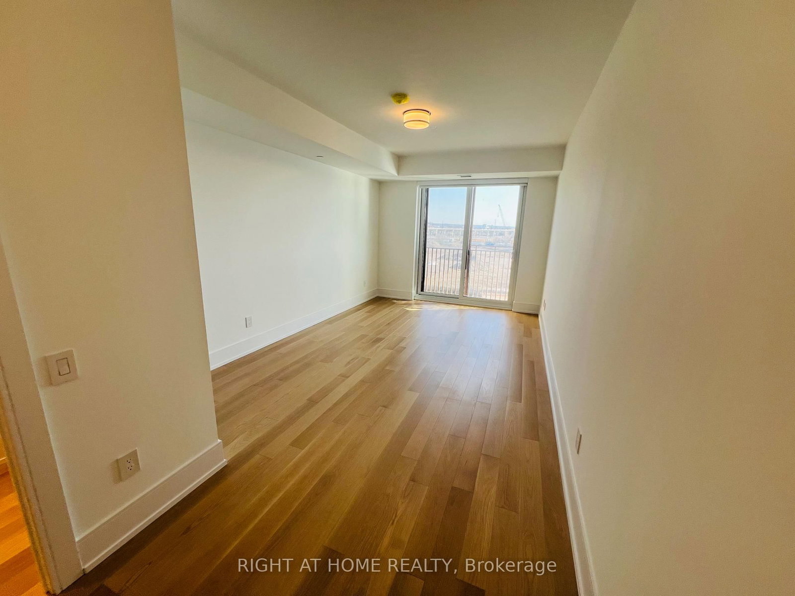 155 Merchants' Wharf, Unit 510 - Photo 25