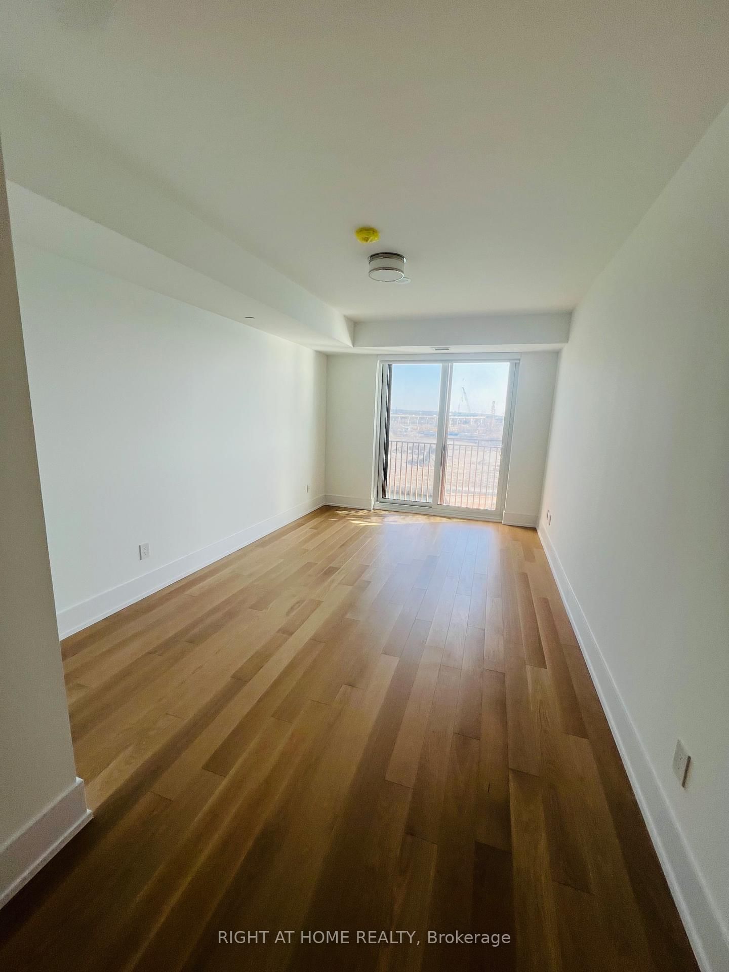 155 Merchants' Wharf, Unit 510 - Photo 34