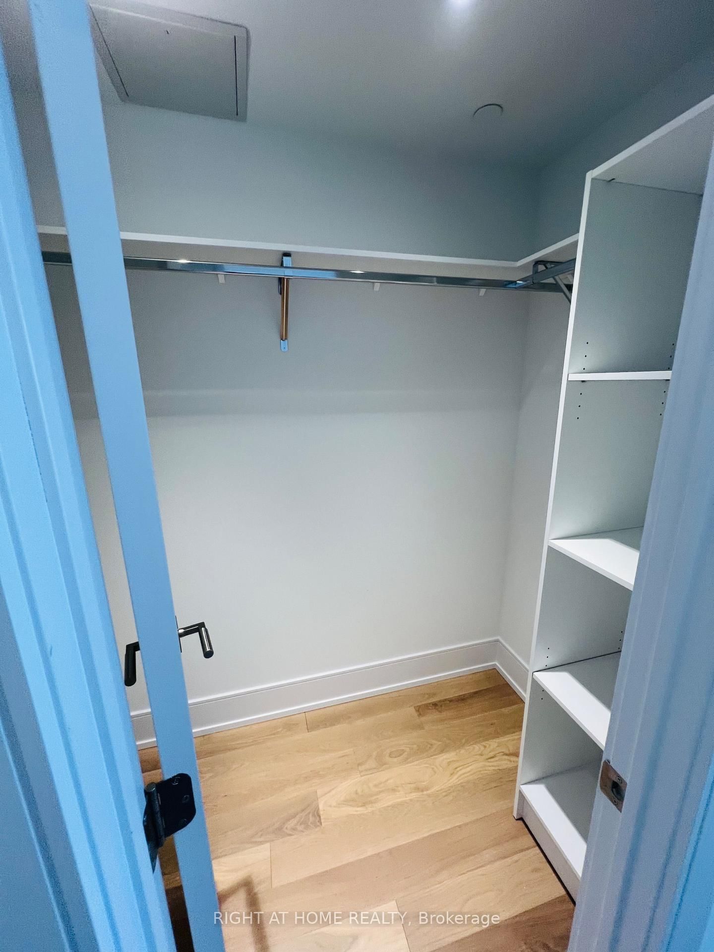 155 Merchants' Wharf, Unit 510 - Photo 35