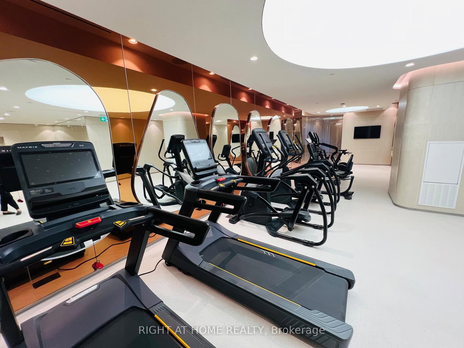 155 Merchants' Wharf, Unit 510 - Photo 41