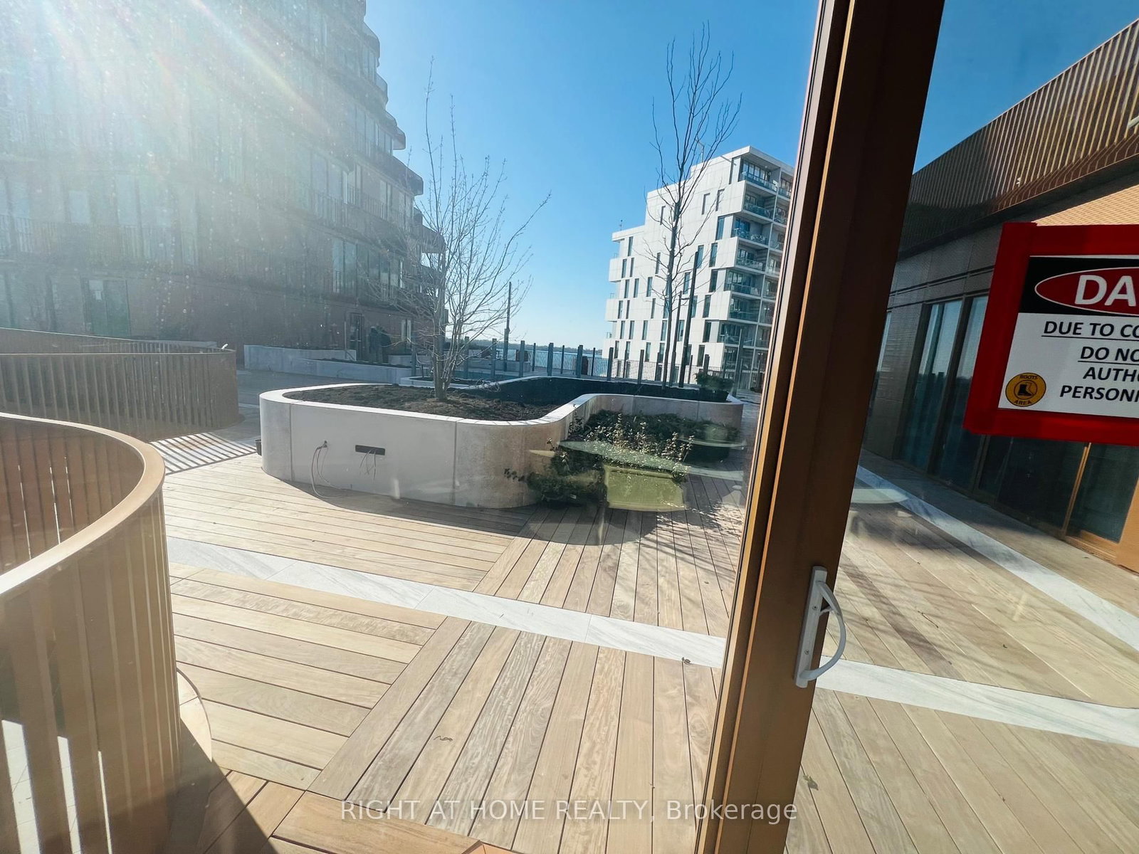 155 Merchants' Wharf, Unit 510 - Photo 43