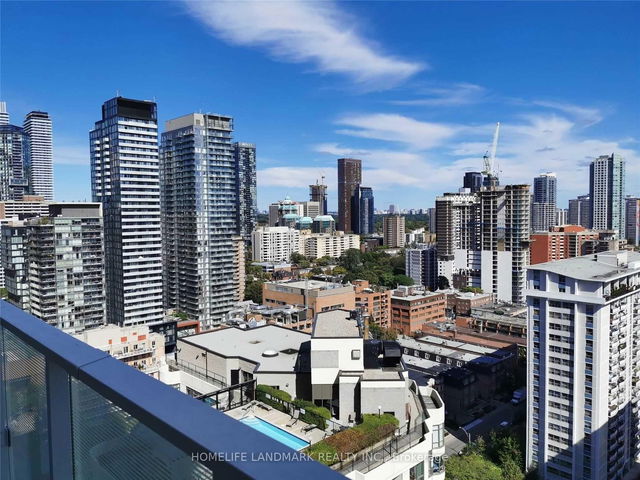 2106 - 501 Yonge Street