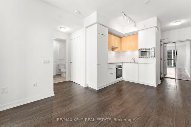 1517 - 20 O'neill Road