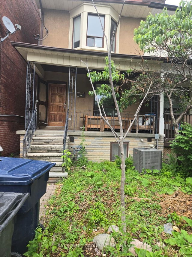 319 Clinton Street