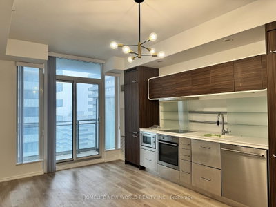 Unit 2708 — 45 Charles Street E — photo 4