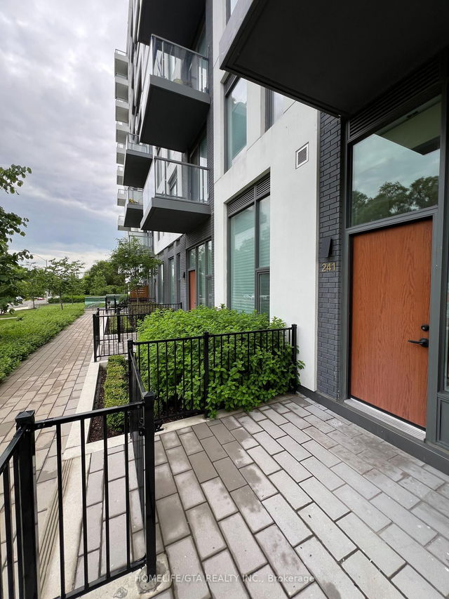 241 - 25 Adra Grado Way
