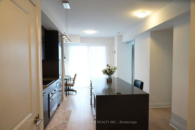4211 - 1080 BAY Street