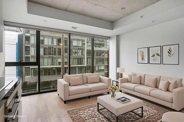 320 - 629 King Street