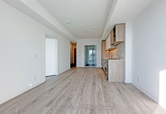 1217 - 2020 Bathurst Street
