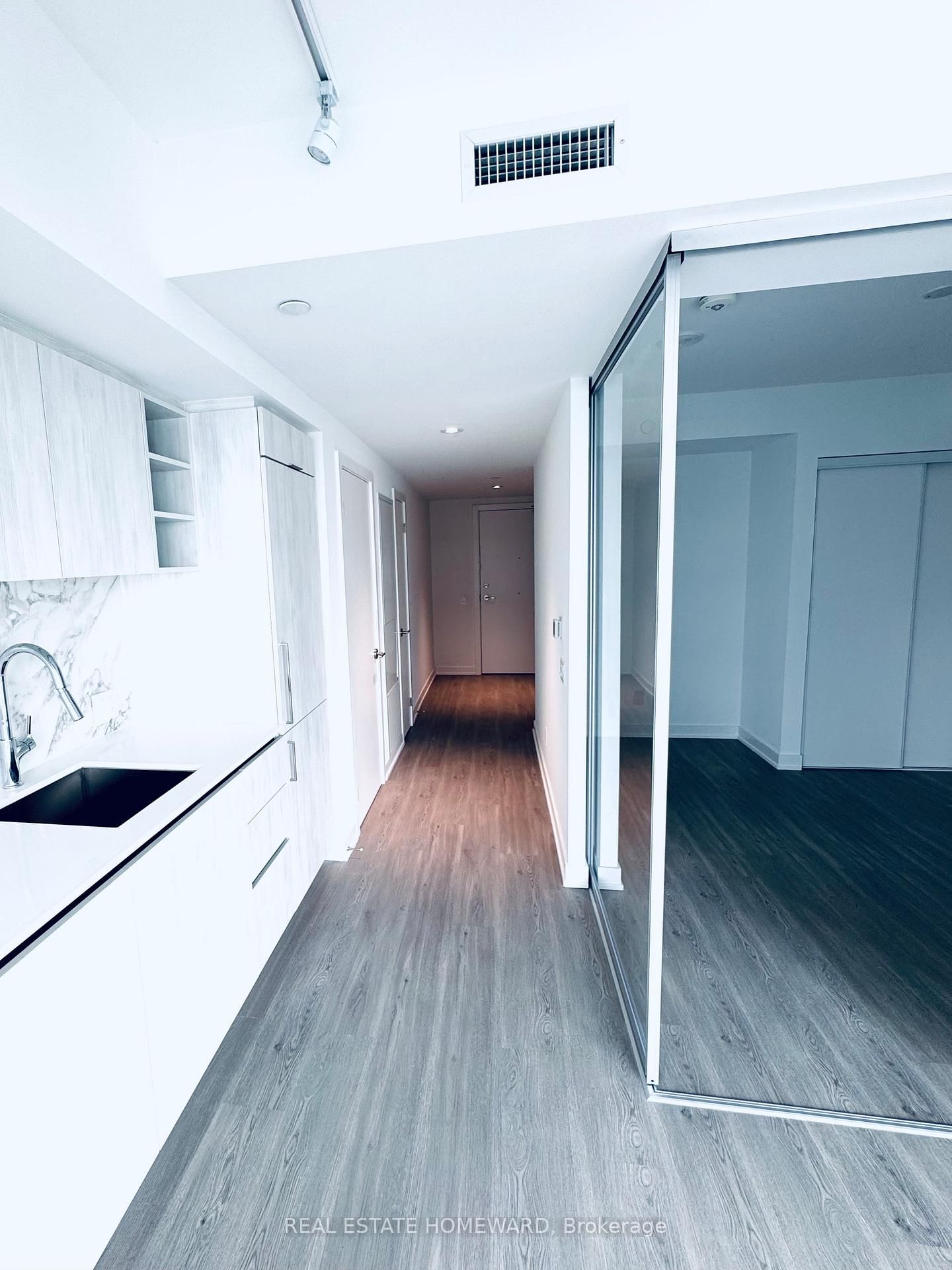 8 Wellesley Street W, Unit 4705 - Photo 6