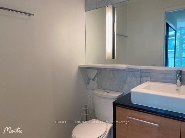 121 Mcmahon Drive, Unit Th11 - Photo 15