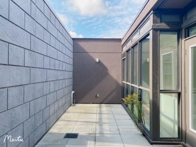 121 Mcmahon Drive, Unit Th11 - Photo 16