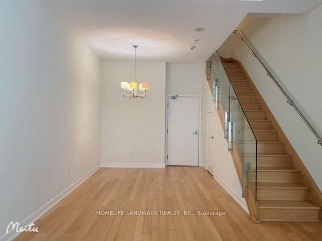 121 Mcmahon Drive, Unit Th11 - Photo 6