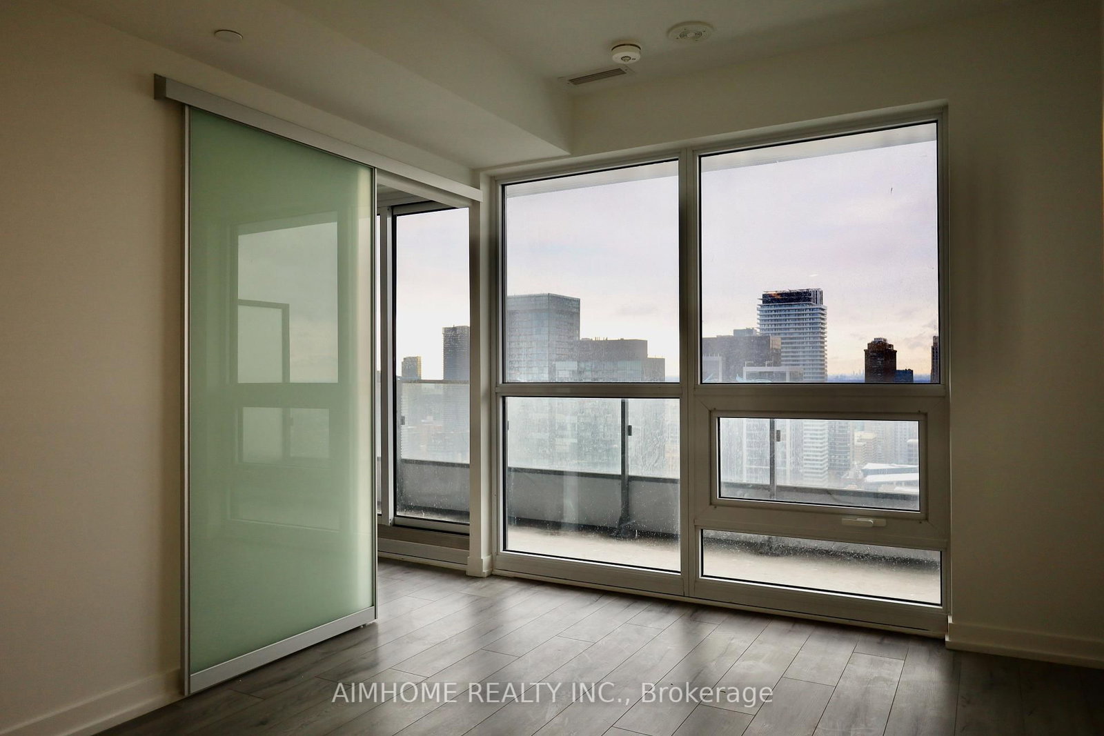 395 Bloor Street E, Unit 4003 - Photo 7