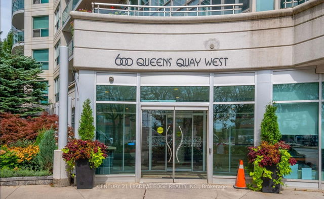 931 - 600 Queens Quay W