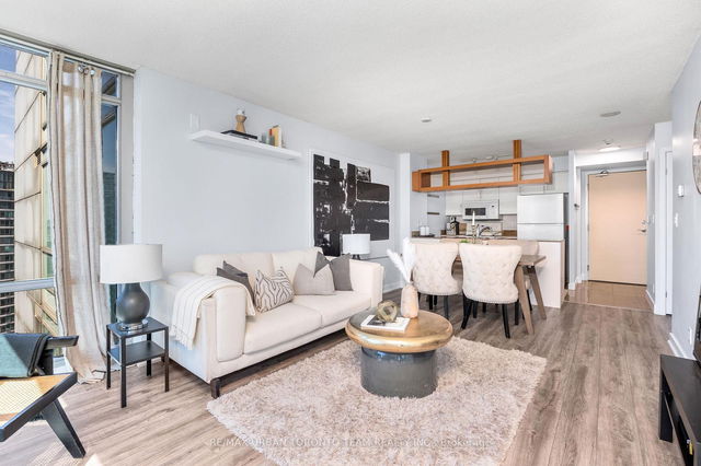 2909 - 81 Navy Wharf Court
