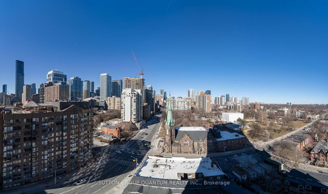 1607 - 319 Jarvis Street