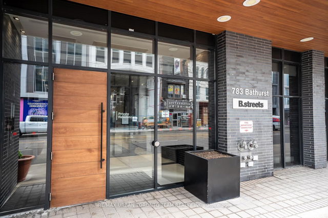 230 - 783 Bathurst Street