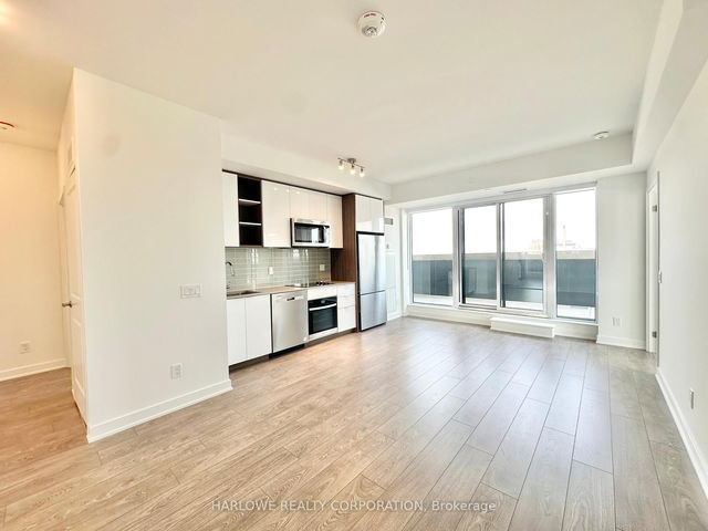 1404 - 543 Richmond Street W