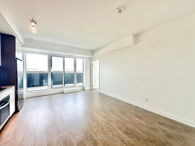 1404 - 543 Richmond Street W
