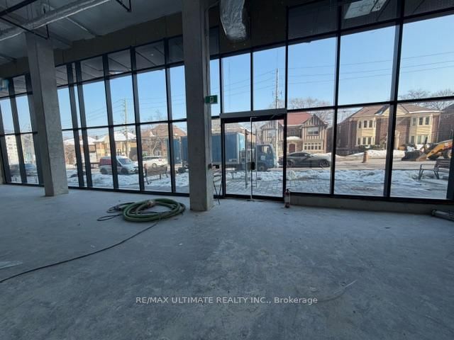 1 - 1728 Bayview Ave, Toronto, M4G 3C4 | Image 3