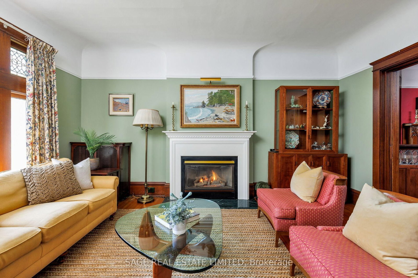 Listing Image 7