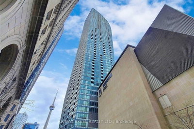 Unit 1812 — 8 The Esplanade Avenue — photo 3