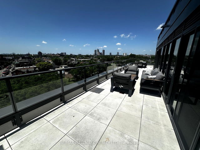 806 - 5 Lakeview Avenue
