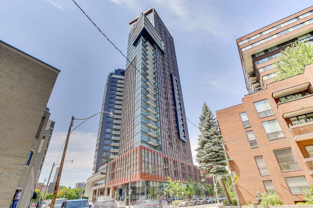 1605 - 32 Davenport Road