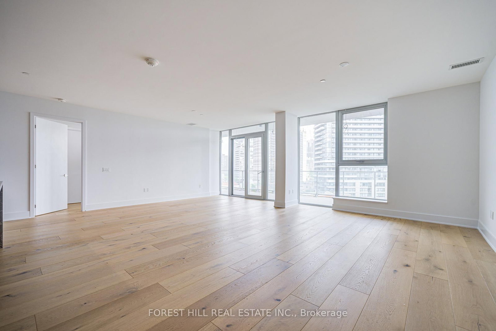 346 Davenport Road, Unit 703 - Photo 6