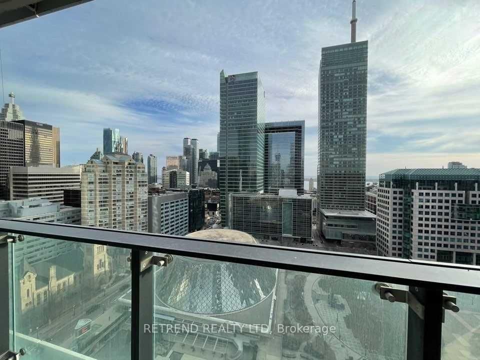 Theatre Park Luxury Condo! South Facing Open Concept Studio With Unobstructed View O/Looking Roy Thomson Hall! High End Finishes Plus Huge Balcony With Gas Bbq Inc! Steps To St.Andrew Subway Station, The P.A.T.H. Financial District, University, Hospitals, Fine Dining, Union Station, Parks, Shopping & Much More!. Hardwood Floors, Scavolini Kitchen W/Gas Range, S/S Appliances, Quartz Counters, Floor To Ceiling Window, Gym/Lounge & Outdoor Pool, 24 Hr Concierge!