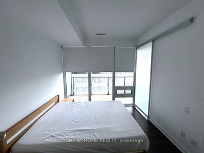 Unit 2802 — 42 Charles Street E — photo 5
