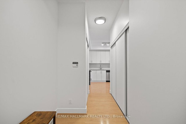 1602 - 112 George Street