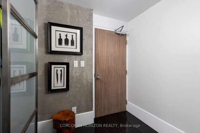 PH4 - 169 John Street