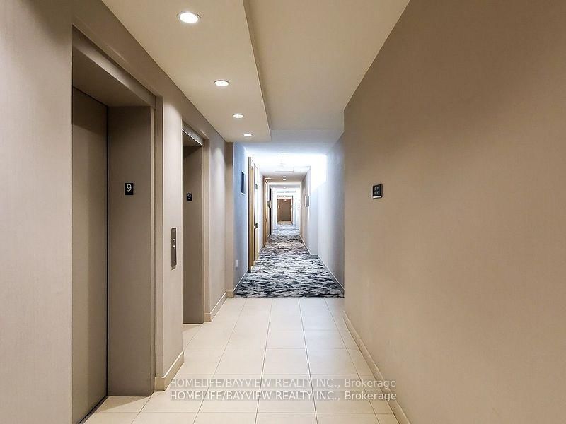 39 Queens Quay E, Unit 924 - Photo 16