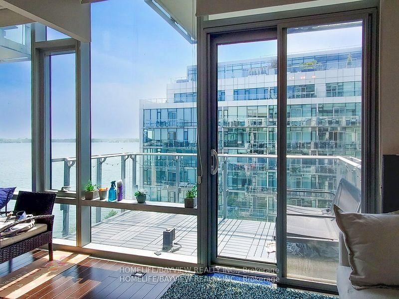 39 Queens Quay E, Unit 924 - Photo 4