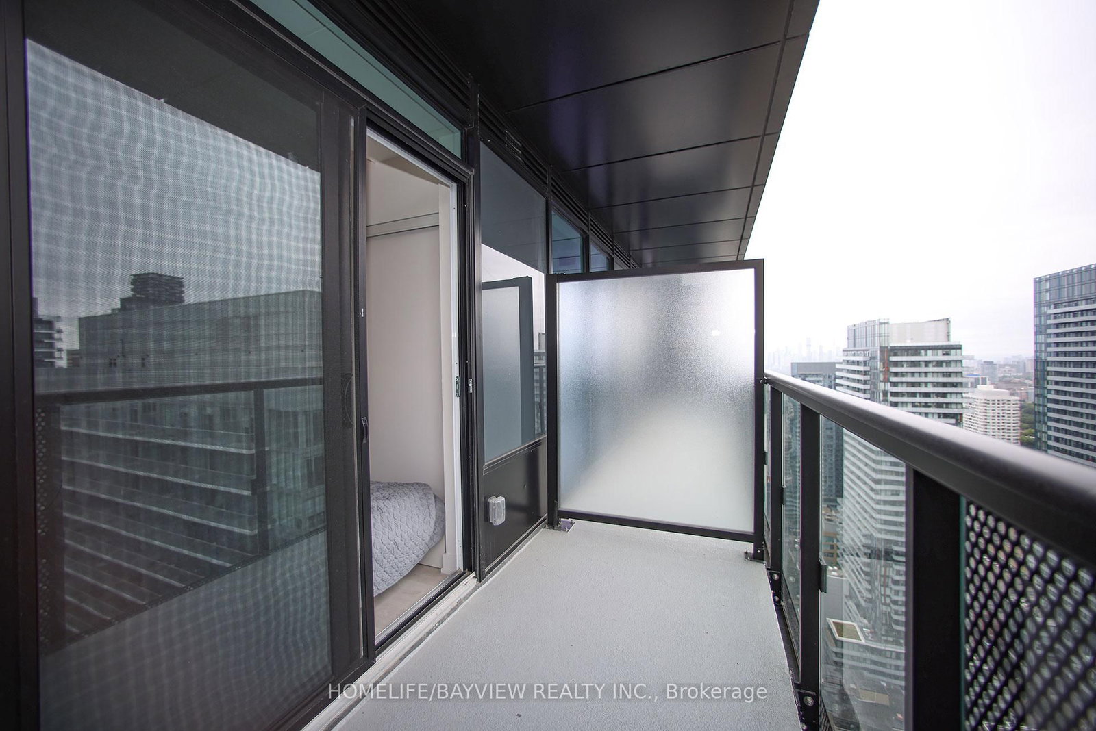 117 Broadway Avenue, Unit PH03 - Photo 21