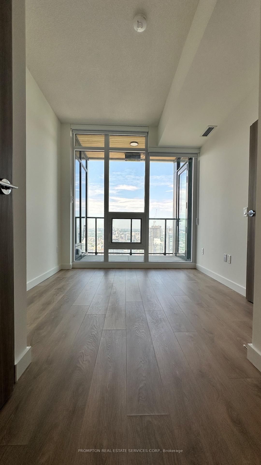 1 Concord Cityplace Way, Unit 5612 - Photo 8