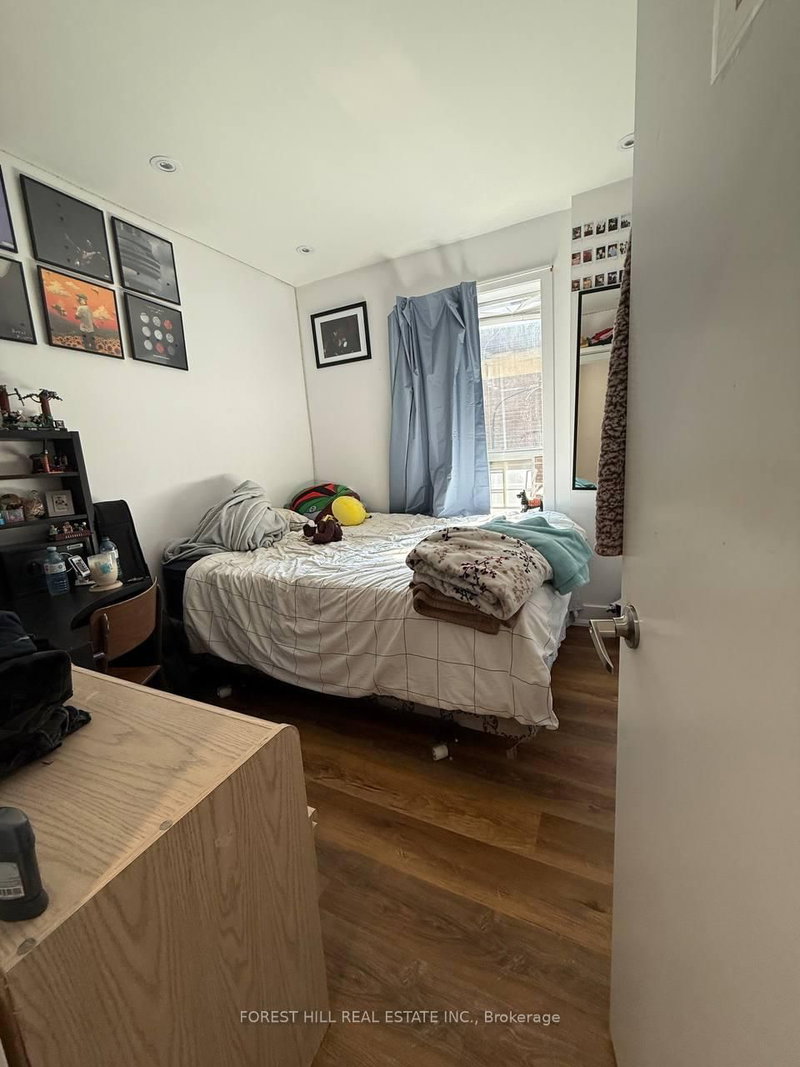 Room2