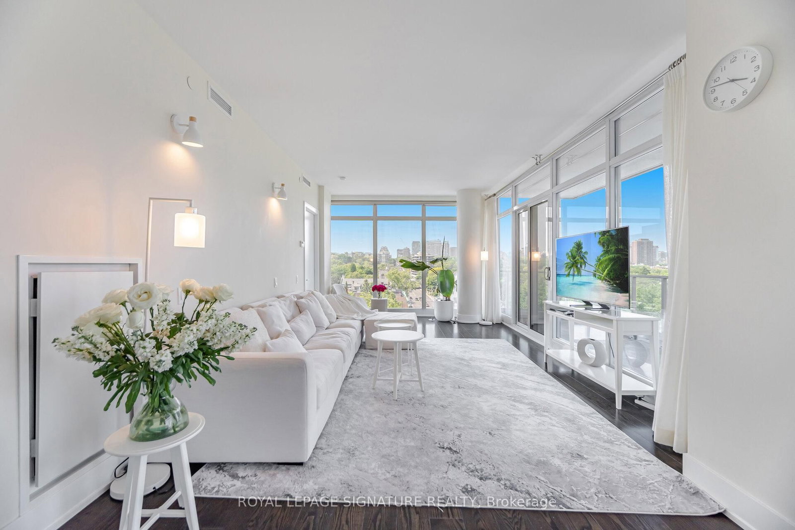 170 Avenue Road, Unit 810 - Photo 17