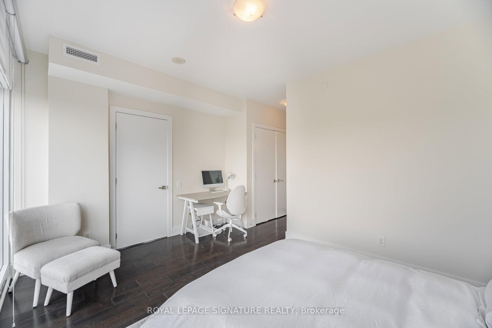 170 Avenue Road, Unit 810 - Photo 27