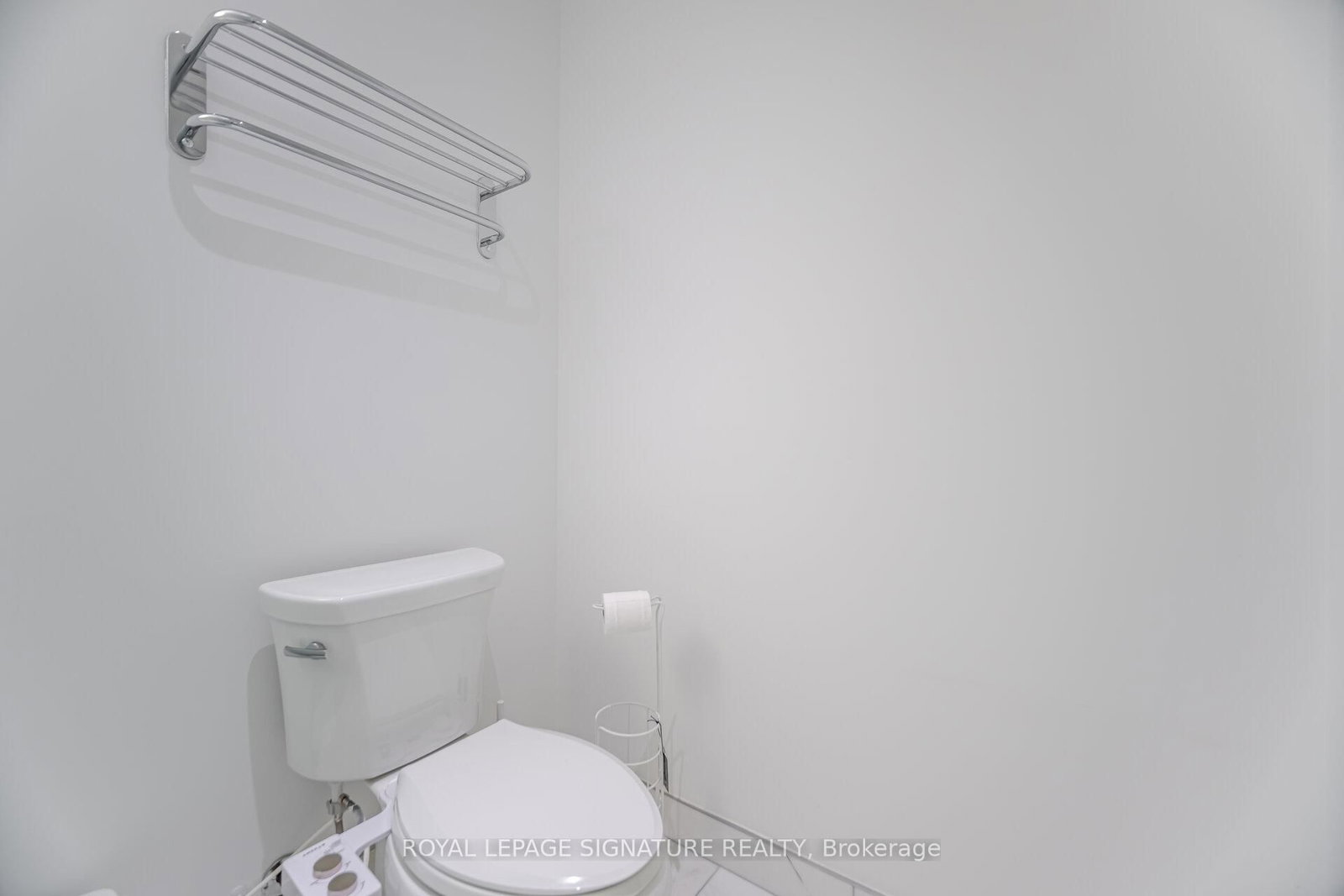 170 Avenue Road, Unit 810 - Photo 30