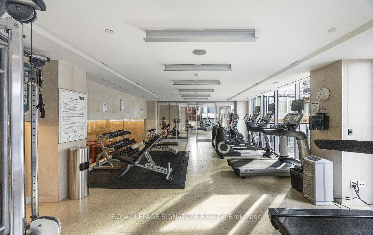 170 Avenue Road, Unit 810 - Photo 43