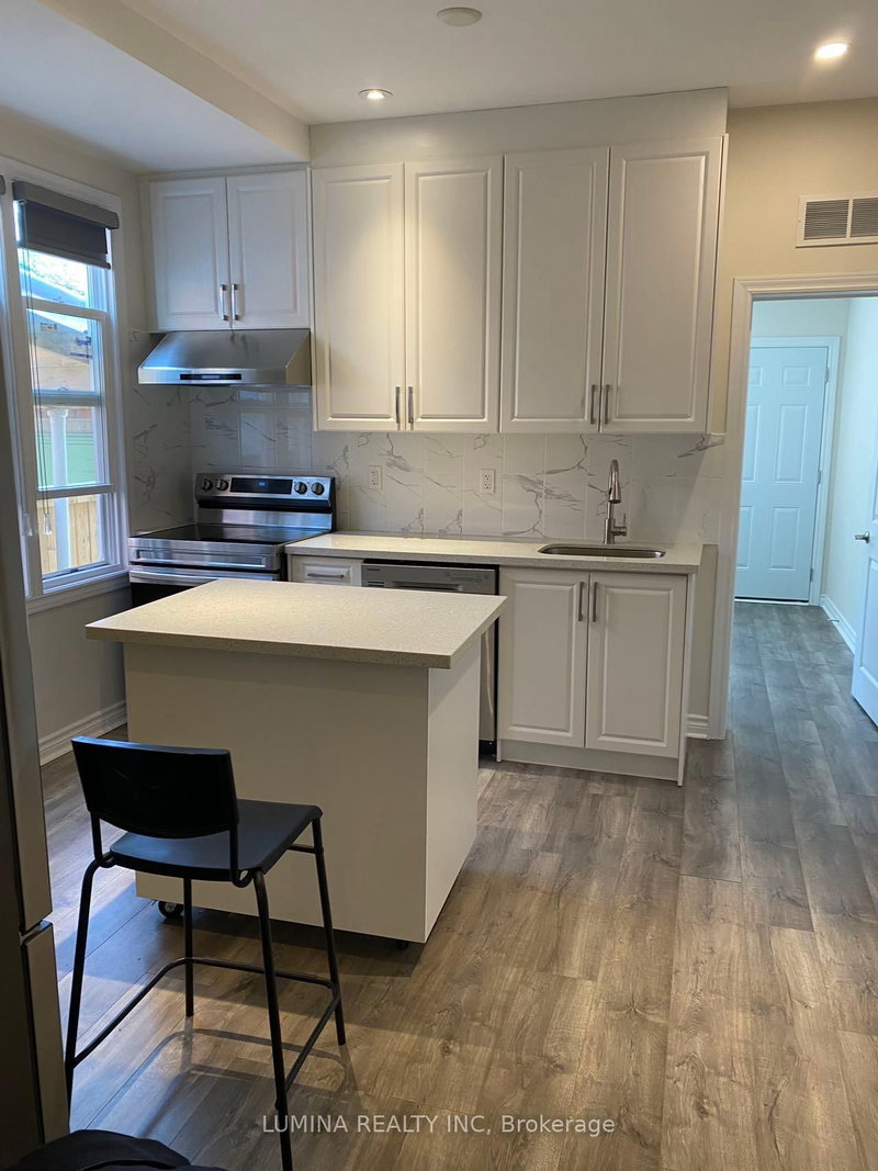 Main - 43 Wales Ave, Toronto, M5T 1J3 | Image 3