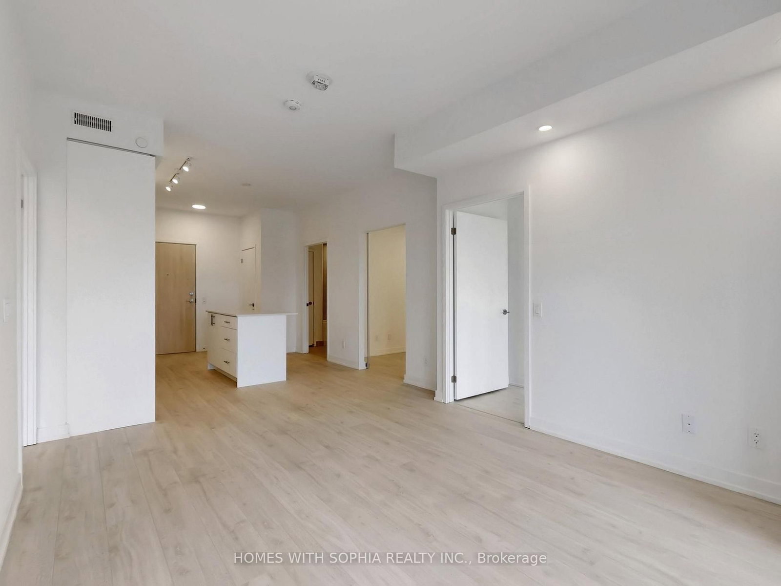 181 Sheppard Avenue E, Unit 702 - Photo 17